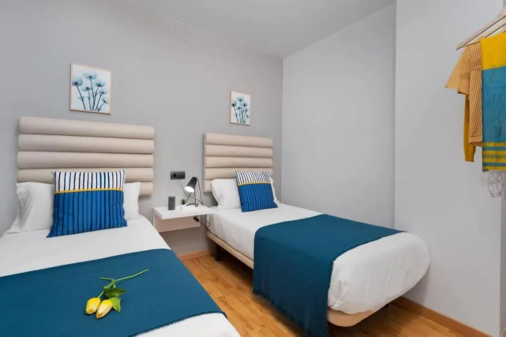 Lodging Apartments Villa De Gracia 2 Bedroom Cozy Apartment Barcelona