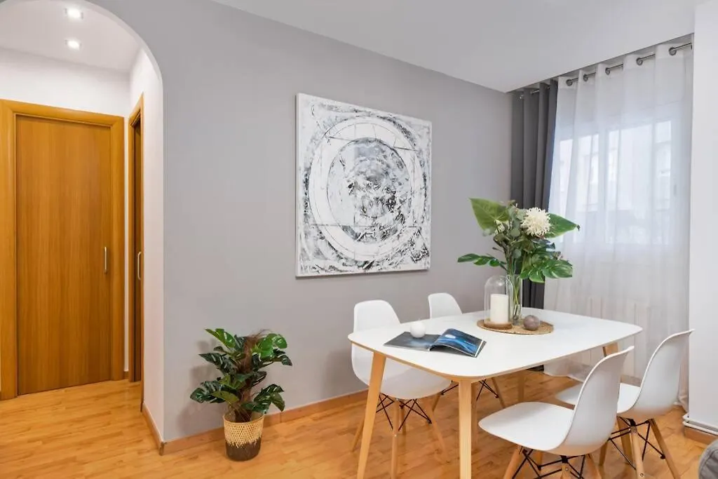 Lodging Apartments Villa De Gracia 2 Bedroom Cozy Apartment Barcelona Spain